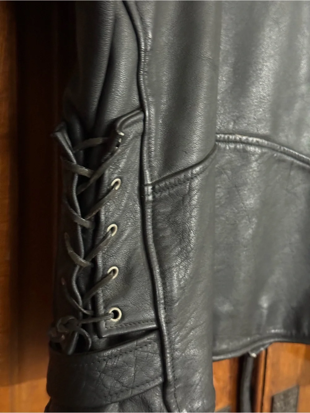 Leather Biker Motorcycle Jacket. Measurements in pics. Excellent